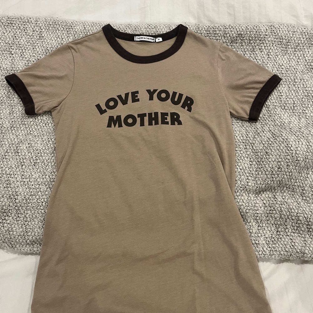The Bee and The Fox -LOVE YOUR MOTHER